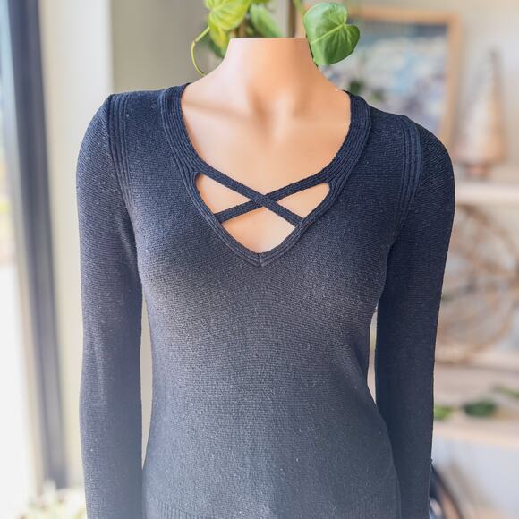 Free People Black Criss Cross Lightweight Tunic Sweater, Women's Size X-Small - Picture 3 of 10